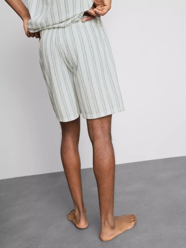 Gestreifte Schlafanzug-Shorts