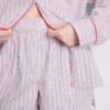 Gestreifte Schlafanzug-Shorts aus Baumwolle im «Room Service»-Stil