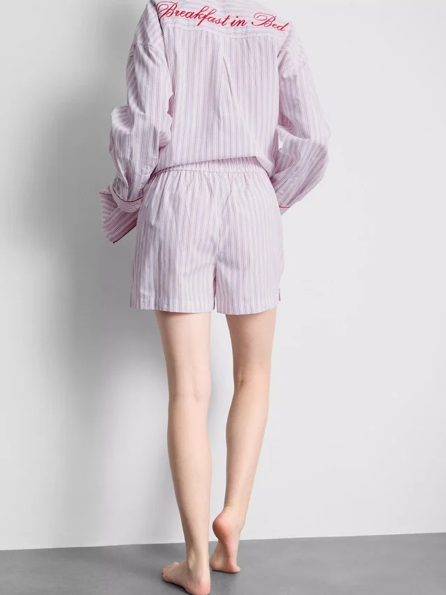 Gestreifte Schlafanzug-Shorts aus Baumwolle im «Room Service»-Stil
