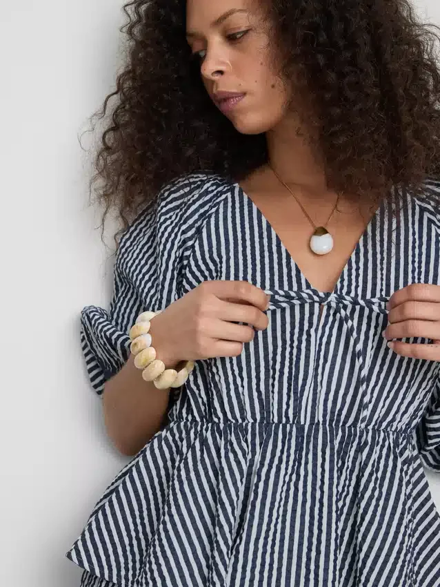 Gestreifte Seersucker-Bluse mit Puffärmeln von Paula Echevarría