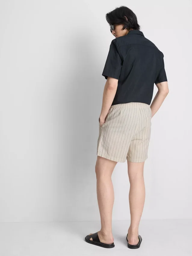 Gestreifte Shorts aus Leinenmischung