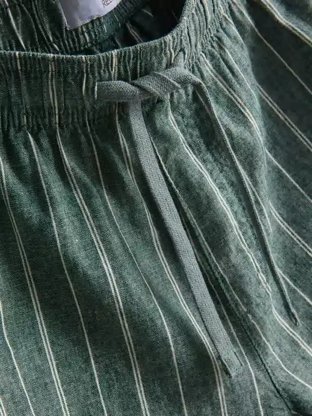 Gestreifte Shorts aus Leinenmischung