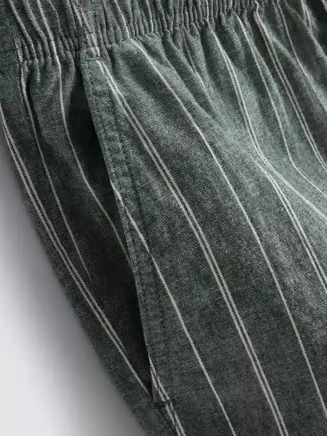 Gestreifte Shorts aus Leinenmischung