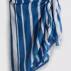 Gestreifter Strand-Sarong