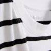 Gestreiftes T-Shirt mit Rundhalsausschnitt und kurzen Ärmeln