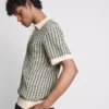 Gestricktes Polohemd mit Karomuster