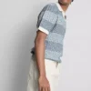 Gestricktes Polohemd mit strukturierten Streifen