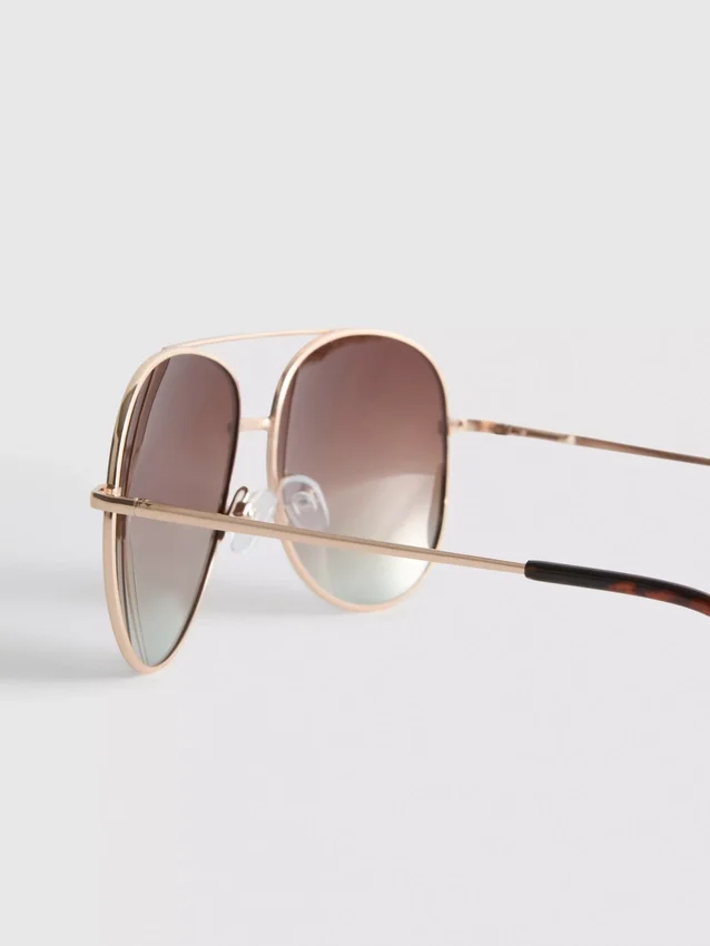 Getönte Piloten-Sonnenbrille