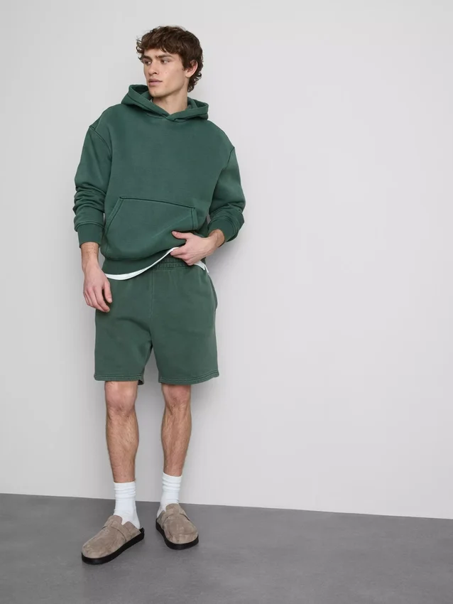 Gewaschene Shorts mit Gummizug