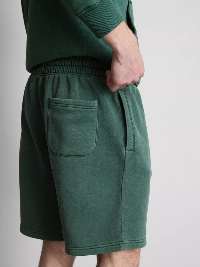 Gewaschene Shorts mit Gummizug