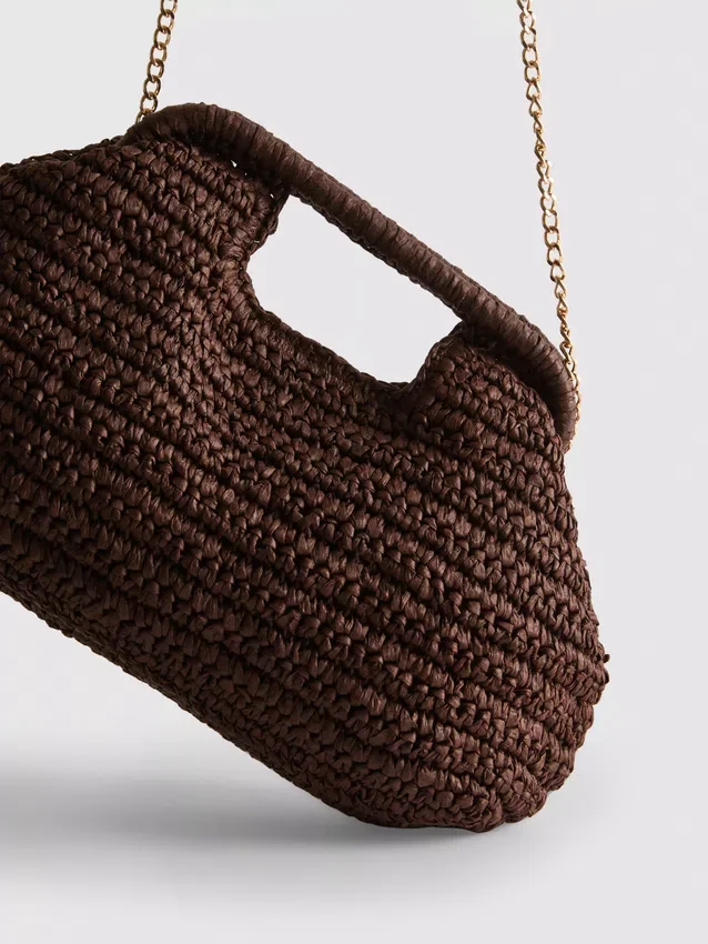 Gewebte Clutch