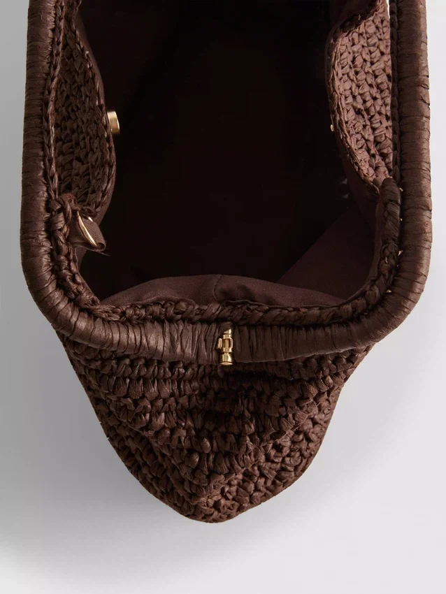 Gewebte Clutch