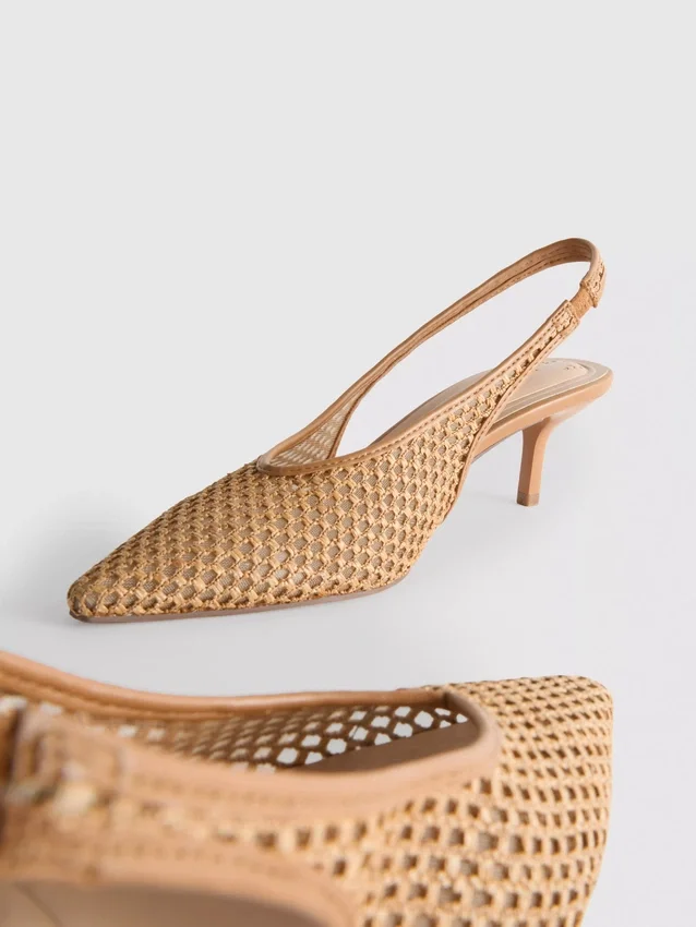 Gewebte Mesh-High Heels mit spitzer Zehenform