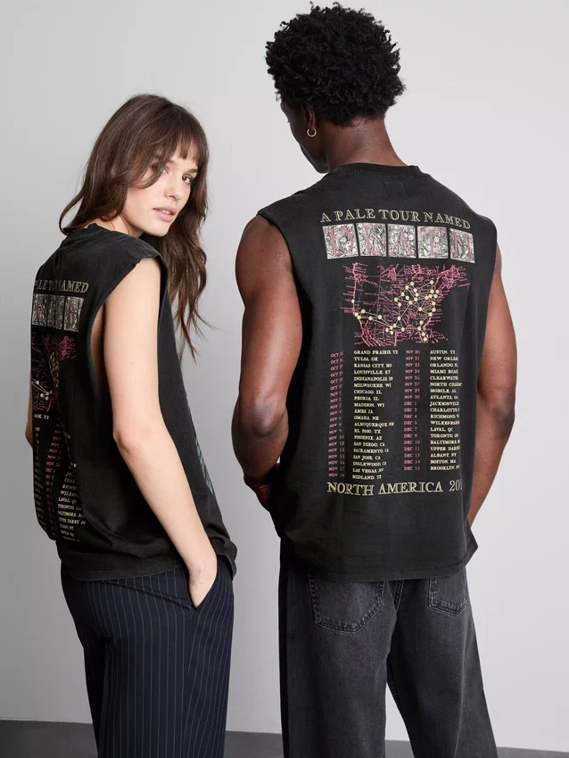 Ghost-T-Shirt mit kurzen Ärmeln