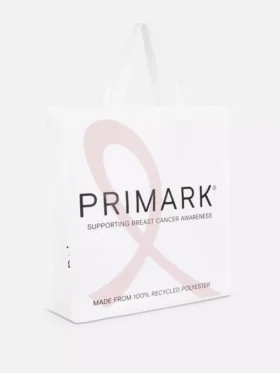 Grosse Tasche zur Sensibilisierung für Brustkrebs