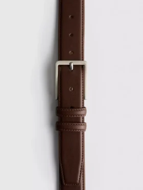 Gürtel mit quadratischer Schnalle