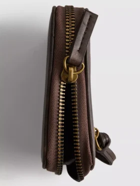 Handtasche mit Reissverschluss im Used-Look