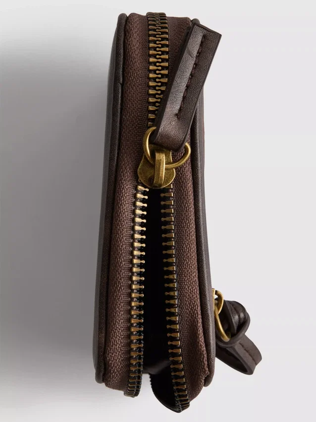 Handtasche mit Reissverschluss im Used-Look