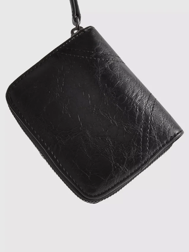 Handtasche mit Reissverschluss im Used-Look