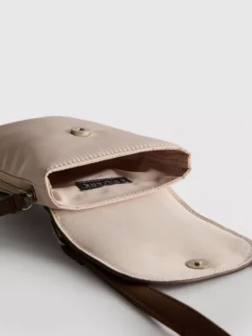 Handy-Tasche aus Kunstleder