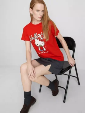 Hello Kitty Baumwoll-T-Shirt «Relaxed Strawberry»