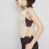 Häkel-Tanktop mit seitlichen Bändern