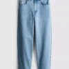 Hoch taillierte, konisch zulaufende Jeans aus Baumwoll-Denim