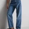 Hoch taillierte, locker sitzende Jeans
