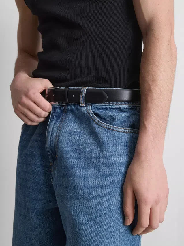 Hoch taillierte, locker sitzende Jeans