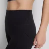Hochgeschnittene, glatte Active-Leggings mit Stützfunktion