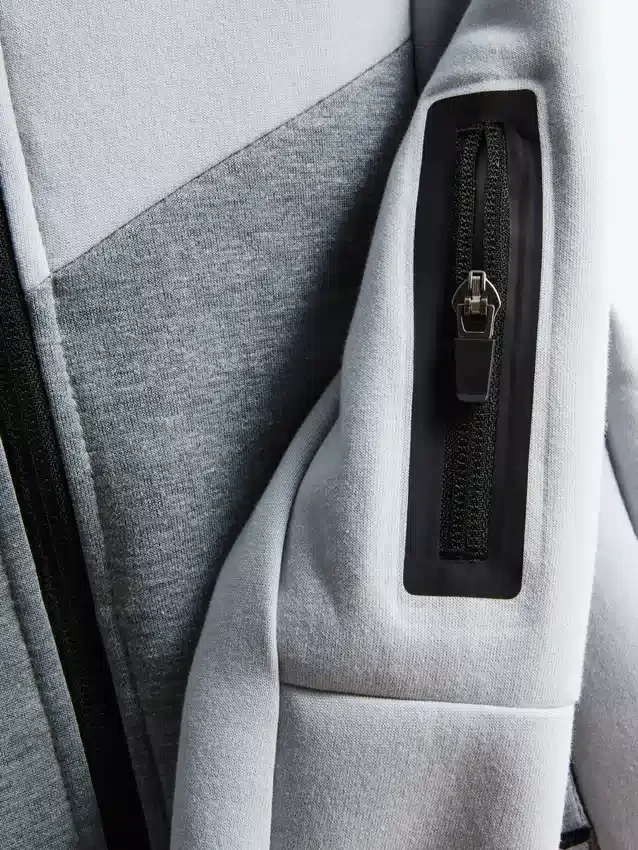 Hoodie mit kaschiertem Reissverschluss