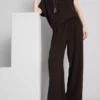 Hose mit elastischem Bund und weitem Bein