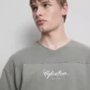 Ibiza T-Shirt mit V-Ausschnitt