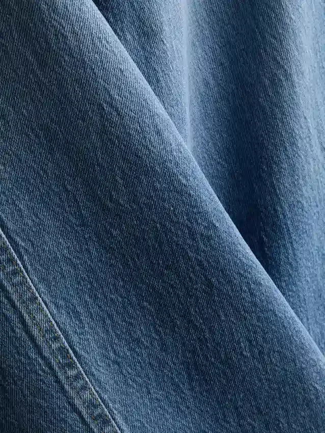 Jeans aus Baumwoll-Denim mit konisch zulaufendem, geradem Bein