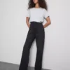 Jeans mit hoher Taille und geradem Bein
