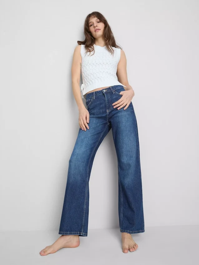 Jeans mit hoher Taille und geradem Bein