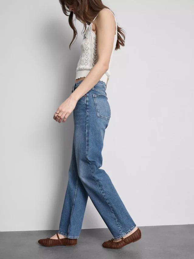 Jeans mit hoher Taille und geradem Bein