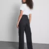 Jeans mit hoher Taille und geradem Bein
