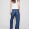 Jeans mit hoher Taille und geradem Bein