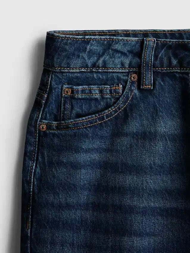 Jeans mit hoher Taille und geradem Bein