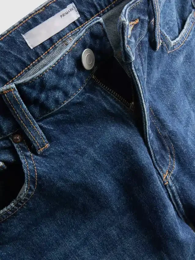 Jeans mit hoher Taille und geradem Bein
