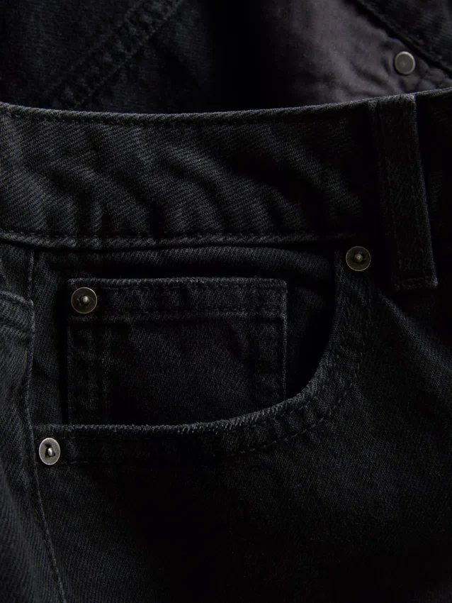 Jeans mit hoher Taille und geradem Bein