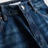 Jeans mit hoher Taille und geradem Bein