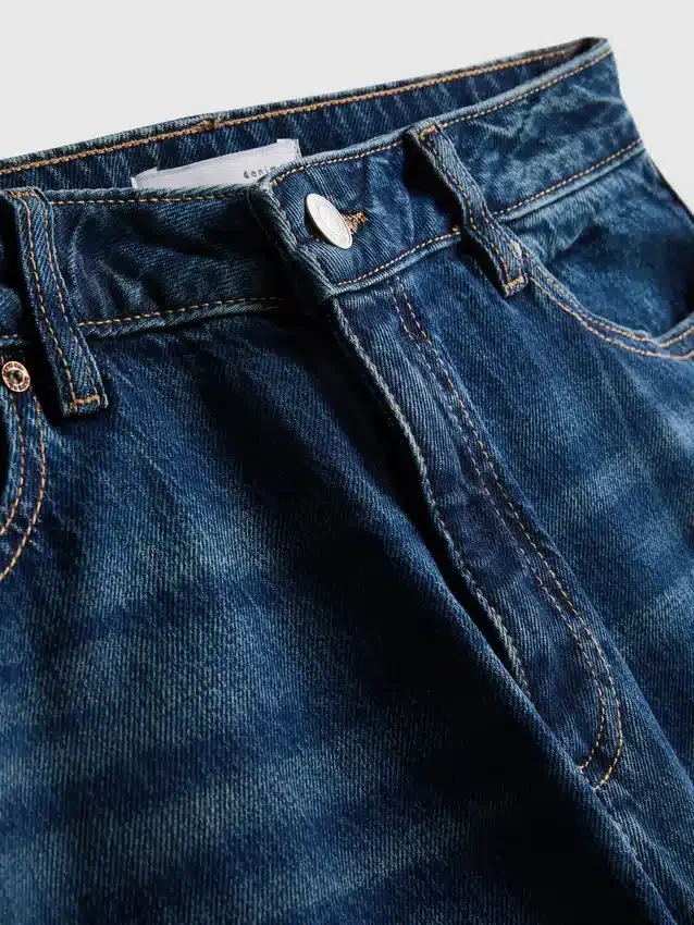 Jeans mit hoher Taille und geradem Bein