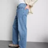 Jeans mit mittlerer Leibhöhe und geradem Bein