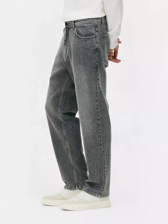Jeans mit mittlerer Leibhöhe und geradem Bein