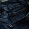 Jeans mit mittlerer Leibhöhe und geradem Bein
