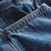 Jeans mit mittlerer Leibhöhe und lockerer Passform