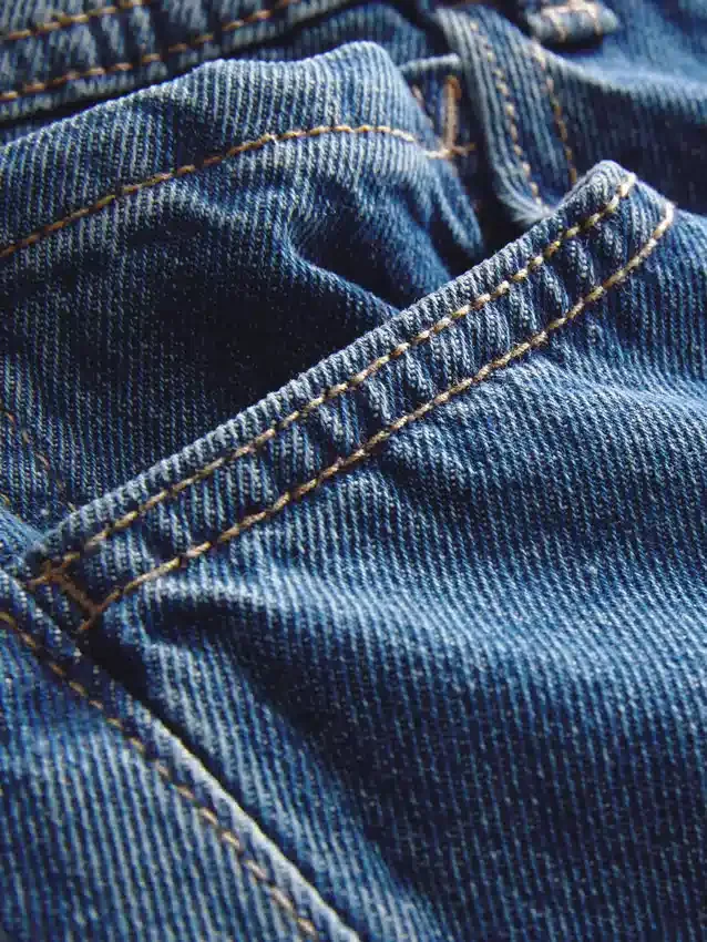 Jeans mit mittlerer Leibhöhe und lockerer Passform