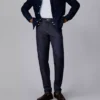 Jeans mit mittlerer Leibhöhe und schmaler Passform